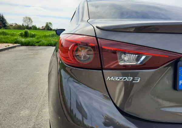 Mazda 3 cena 42500 przebieg: 149325, rok produkcji 2013 z Warszawa małe 742